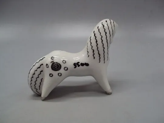 Фигура фарфор статуэтка Киев конь лошадь миниатюра лошадка высота 8 см, длина 12 см №13760 Характеристики