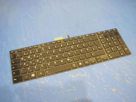 номер0193-21 клавіатура,Клавіатура для ноутбука  Keyboard,Клавіатура робоча V130426CK1 для TOSHIBA QOSMIO X870-119 x870 X875 оригінал Ціна
