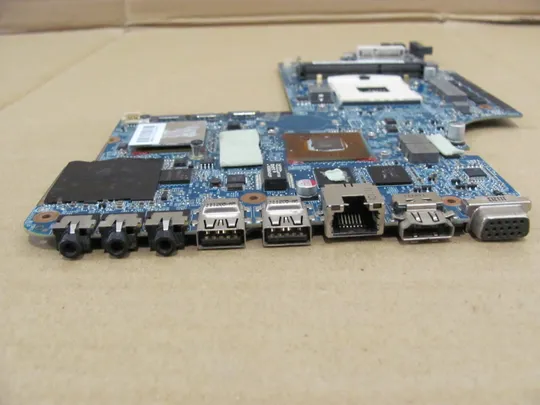 441-11 материнська плата РОБОЧА 665991-001  для  HP Pavilion DV7 DV7-6000 DV7T  оригінал Недорого