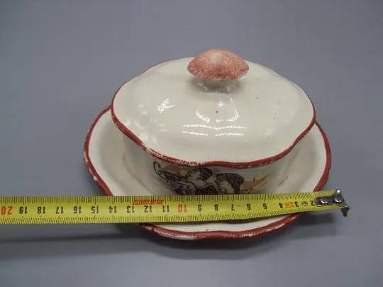 Купити Масленка пионерия агитация фарфор Тверская губерния Калинина размер 10х15,5х11,5х8,3 см №13601