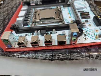 фото, Комплект 10 ядер 20 потоки Soyo X99 + Xeon E5 2630v4 LGA 2011-3 DDR4 NVMe Intel Xeon E5 v3 v4