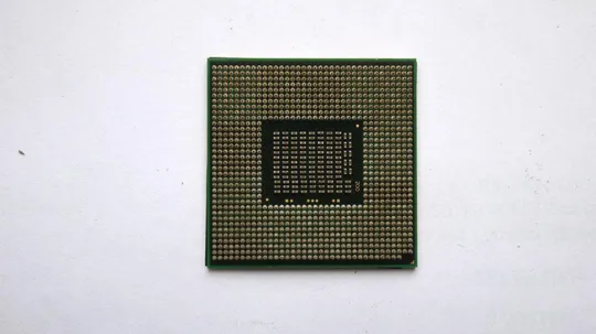 Купити Процесор 4 ядра/8 потоков! Intel Core i7-2670QM SR02N 2,20-3,10GHz/6Mb/5GT/s (45W) Socket G2 (rPGA98