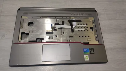 фото, верх і корито Fujitsu E744