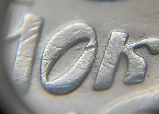 Купити (2480) 50 копійок 1992 1БА(а)к брак по каталогу ІТК + розколи у 8 гроні (50 копеек 1992 1БА(а)к ИТК)