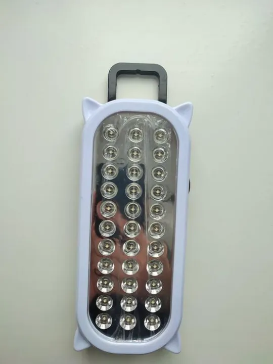 Cветильник, фонарь с аккумулятором un-6801 Інтернет-аукціон