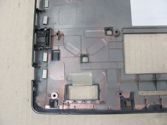 номер0209-31  Кришка, дно, піддон корпуса,нижний корпус(дно)для ноутбука,низ,дно,поддон,нижняя часть  без usb справа 13N0-PEA0Z2  для Asus  A550C X550 X552, F552, R510 P550 оригінал Інтернет-аукціон