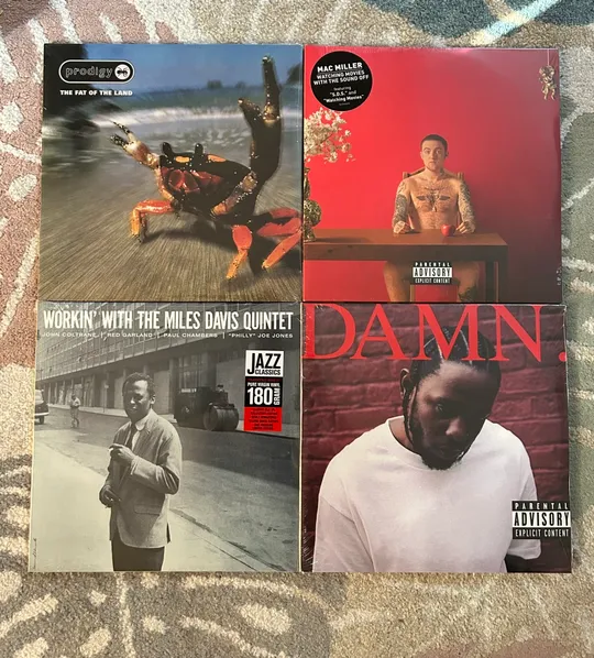 Програвач TEAC TN-280BT + 4 упаковки пластінок в подарунок Інтернет-аукціон