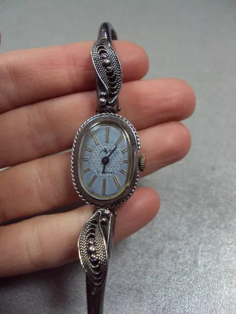 Женские наручные часы Луч 17 камней Беларусь с браслетом длина 17 см №13015 Характеристики