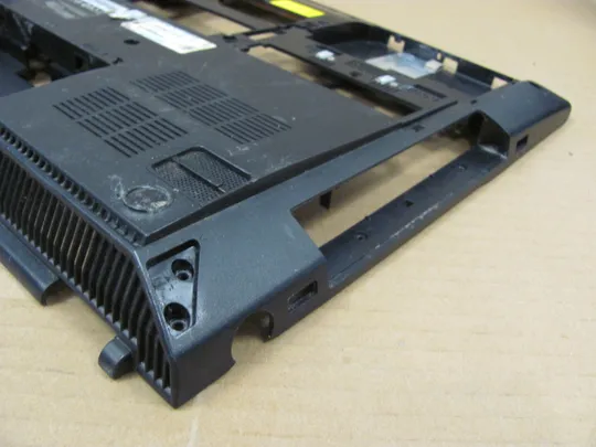 830-4  Кришка дно, корито, піддон корпуса BA75-03330A  для  SAMSUNG  NP700 NP700G7A 700G  оригінал Торговий майданчик