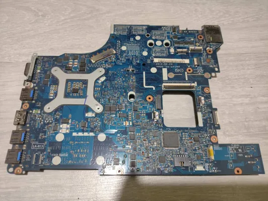 Купити материнська плата робоча Lenovo ThinkPad E530 E530c E535 la-8133p rev:1.0
