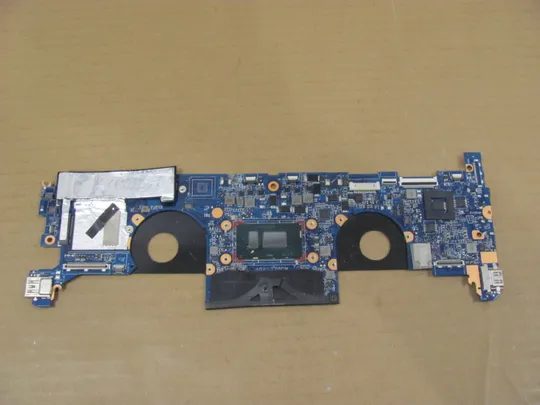 827-41 материнська плата SR3LC i7-8550U DA0Y0PMBAE0 для HP EliteBook x360 1030 G3 G4 оригінал Ціна