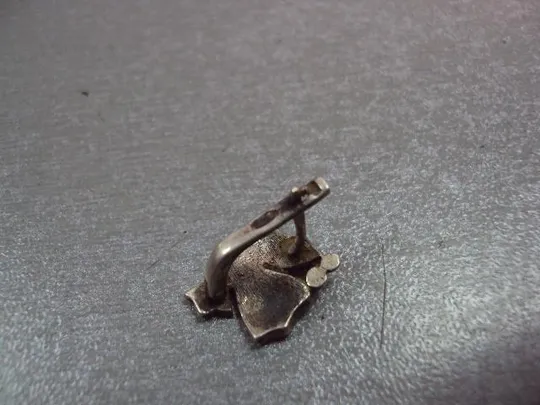 Серьга кульчик цветочек лист листочек серебро 925 проба украина вес 1,84 г №11110 Характеристики