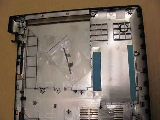 номер0277-37 Кришка дно піддон корпуса Нижний корпус (дно) для ноутбука Низ дно поддон Нижняя часть AP1NT000100 для LENOVO IdeaPad 110 110-15 110-15ISK 110-15IKB оригінал в Україні