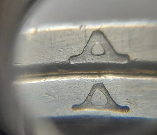 Купити (6950) 1 гривня 2014 1БА1, 1БА2 - 2 монети одним лотом (1 гривна 2014)