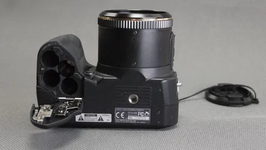 цифровой фотоаппарат FujiFilm Finepix S20Pro 6.0Mpix Продаж