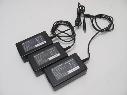 Купити 0616 адаптер живлення  DONG YANG DY1233EIEU 12V 3.33A 3 шт НІМЕЧЧИНА