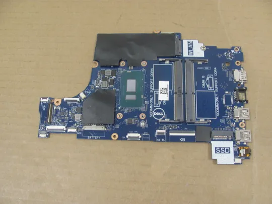 875-31 материнська плата SR3L8  i7-8650U CAL60 LA-F114P для  DELL Inspiron 15 5570 5575 Оригінал Ціна