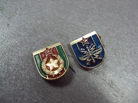Купити знак вооруженные сил ссср эмблема общевойсковая, связь лот 2 шт №3455