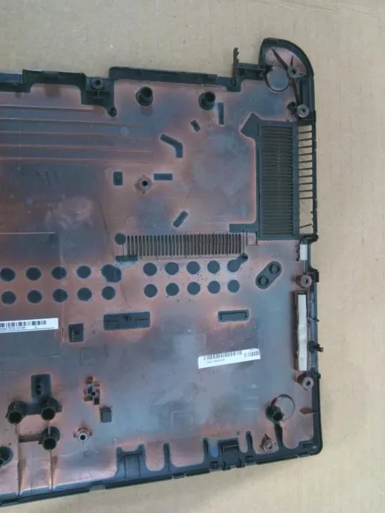 номер0315-8 Кришка дно піддон корпуса Нижний корпус (дно) для ноутбука Низ дно поддон Нижняя часть AP15H000610 для TOSHIBA SATELLITE C50 C55 L55 оригінал З аукціону