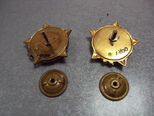 знак ЦК ВЛКСМ воинская доблесть лот 2 шт №10211 Інтернет-аукціон