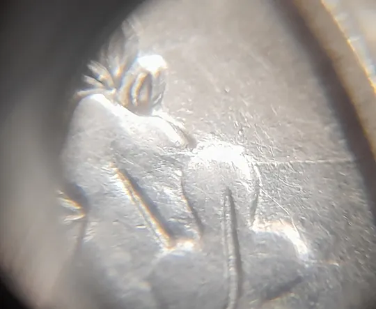 (6316) 5 копійок 1992 розкол на аверсі від канту до правих листків (5 копеек 1992 брак) Де купити