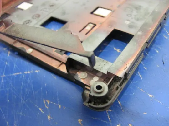 №253-1 Кришка дно піддон корпуса 6070B0569201 684334-001 для HP PROBOOK 6470b 6475b оригінал З аукціону