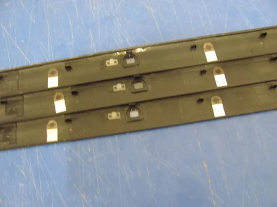 №284-4 рамка матриці 3076G1B22 для MSI MS-16 GD MS-16 GA оригінал Де купити