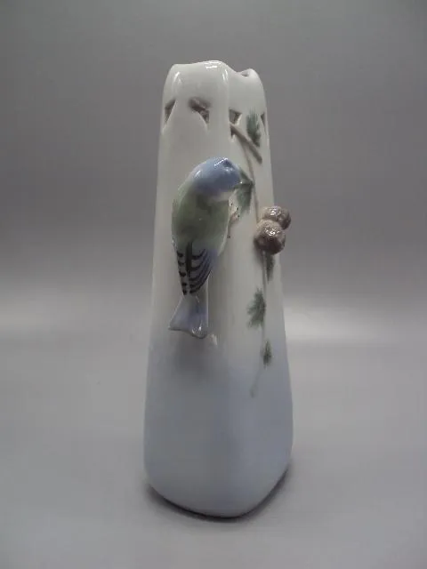 Ваза фарфор Европа вазочка птичка на ветках шишки высота 23,5 см №13635 Характеристики