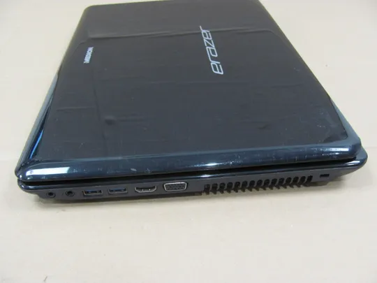 1343  MEDION Erazer X6816 15,6&quot; HD i7 2670QM 2,2Ghz / 8Gb / 120ssd / GeForce GT555m 2Gb 128bit / WebCam + блок живлення Характеристики