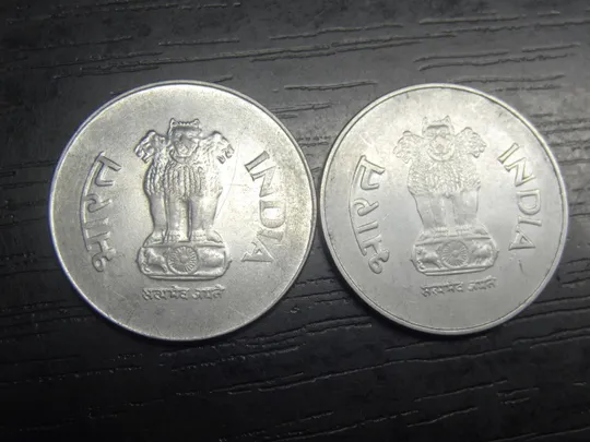 Купити 1 рупія Індія 2000 (два різновиди)