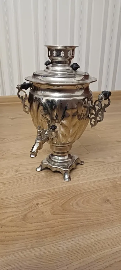 фото, Самовар електричний Тула 3 л, ЗШВ, блискучий вінтажний тульський самовар жолудь нікельована латунь, вінтаж СРСР.