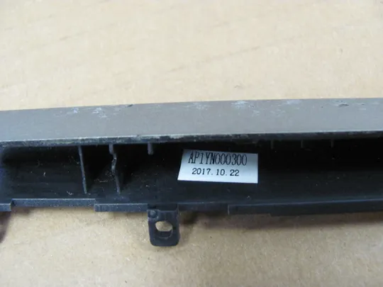 759-39 заглушка корпусу AP1YN000300 для Lenovo Ideapad 320s-14 320S-14IKB  оригінал Інтернет-аукціон