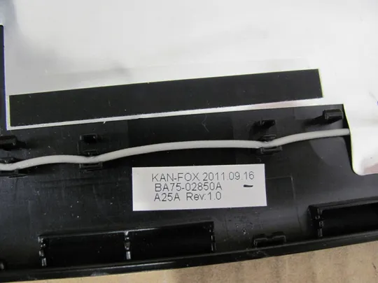 377-13 кришка матриці BA75-02850A для SAMSUNG E3520 RV511 RV509 оригінал Інтернет-аукціон