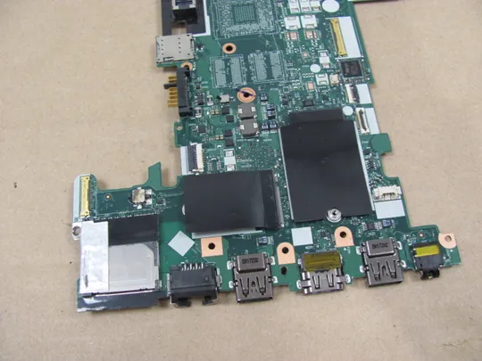 625-7 материнська плата CT470 NM-A931 SR2F0  i5-6300U для Lenovo ThinkPad  T470 оригінал Продаж