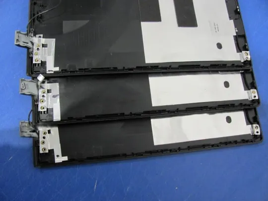 №20-1 кришка матриці 13N0-7NA0S01 для ACER V3-772G оригінал З аукціону