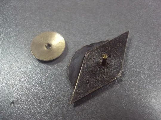 Купити ромб оау одесское артиллерийское училище ву №9281