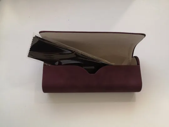 Купити Комплект чохол для окулярів, Серветка та Тестова карта для перевірки захисту від синього світла на лінзах, УФ-тест з ультрафіолетовим ліхтариком (17)