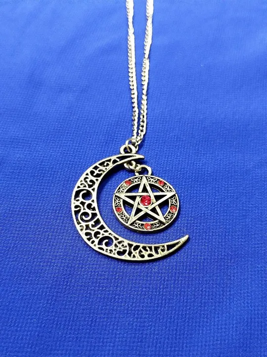 Кулон Пентаграма з Півмісяцем + Ланцюжок 52 см — б/у, червоний камінь, стиль occult/gothic Ціна