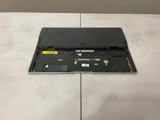 Dell Latitude e6430u: корпус, топкейс, верхня частина корпусу, кришка клавіатури, Palmrest ,сервісна кришка Інтернет-аукціон