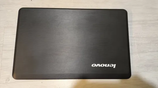 Кришка+рамка+петлі Lenovo B550 З аукціону