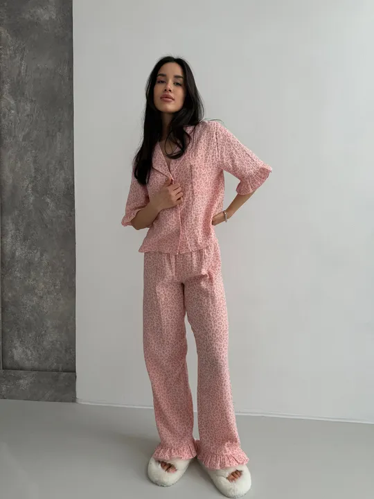 Піжама жіноча муслінова 100% бавовна принт леопардовий пудрова З аукціону