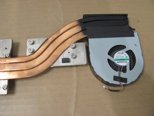 номер0904-10 система охолодження 0YJNJK AT1DJ003ZAL  для Dell Precision 7720 7710  оригінал Продаж