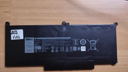 Батарея для ноутбука Dell F3YGT знос 28% тримає 1:25год Ціна