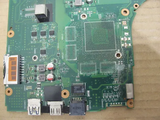 493-10 материнська плата РОБОЧА 69N0CNMA8A03P для MEDION E6240T оригінал Недорого