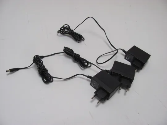 0791 адаптер живлення  LEI MU18-J120150-C5 W 723V 12V 1.5A 3 шт НІМЕЧЧИНА Ціна