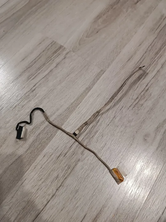 Шлейф матриці для ноутбука SAMSUNG NP300E5C, NP305E5A NP300V5A, NP300V5Z, NP305V5A, NP305V5Z Ціна