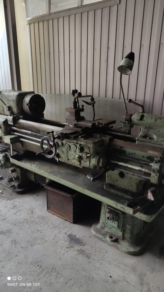 Токарно - гвинторізний верстат Ціна