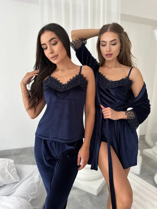 Купити Жіночий комплект 4 в 1 для дома