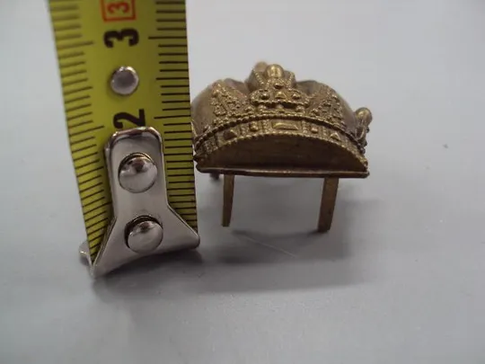 Кокарда корона знак металл высота 3,6 см, ширина 2,8 см №10274 З аукціону