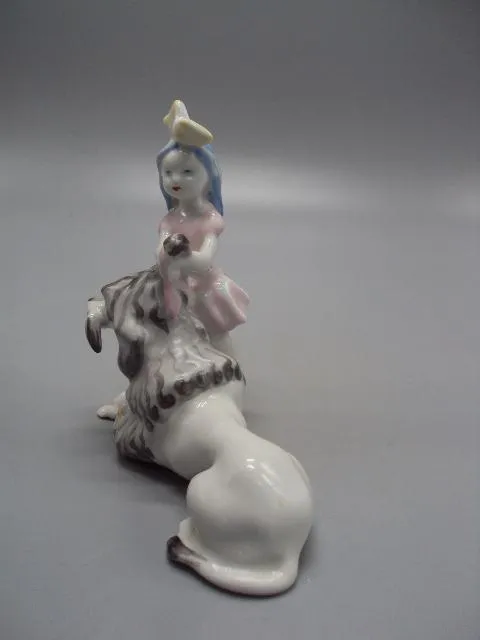 Фигура фарфор статуэтка ЛФЗ Мальвина и Артемон сказка Буратино и золотой ключик 11,5 см №14518 Інтернет-аукціон